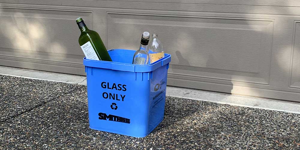 Glass bin
